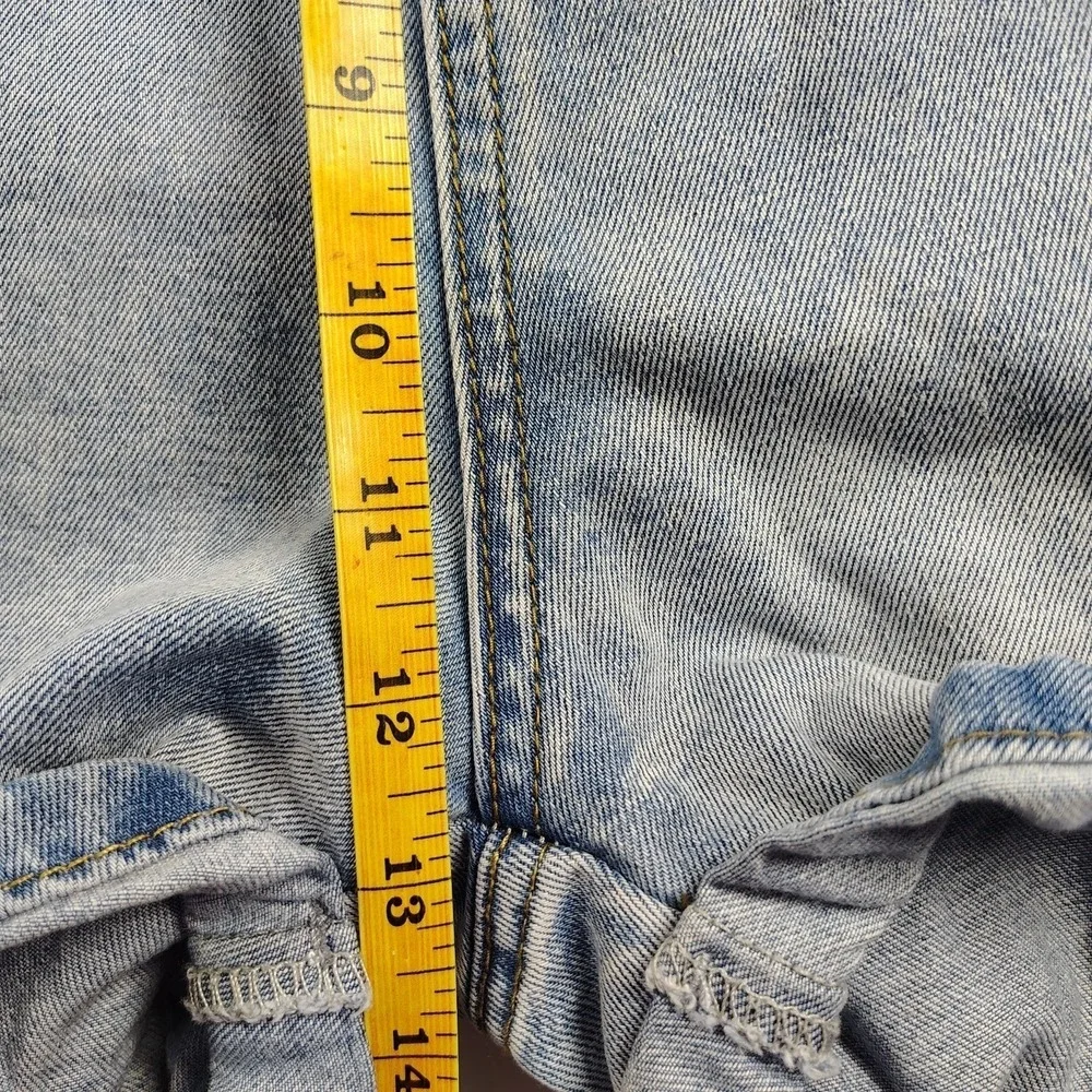 Princess Polly High Waisted Denim Shorts Light Wash Blue Cuffed‎ Size US 2 EU 34